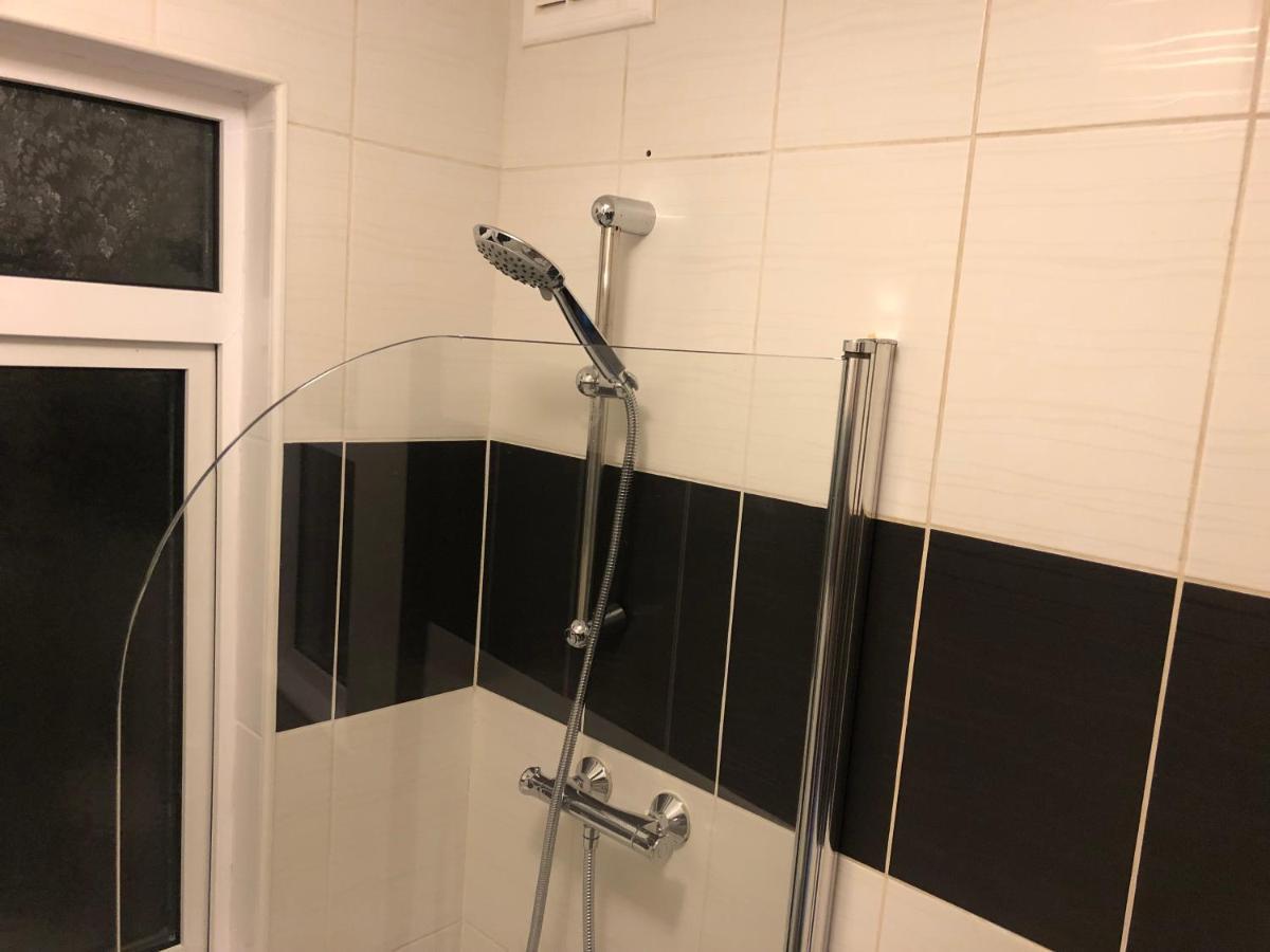 شيفيلد Handsworth Home - 2 Bedroomed المظهر الخارجي الصورة