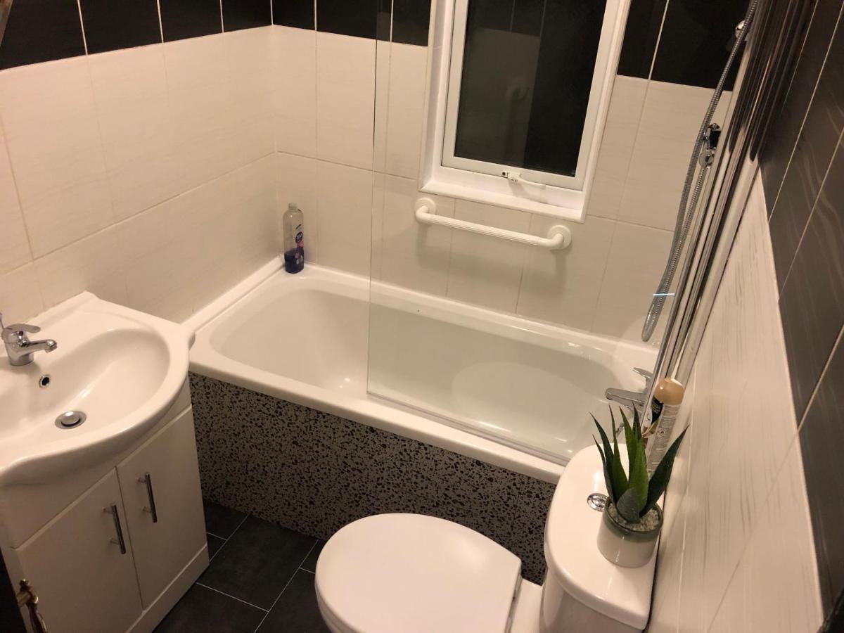 شيفيلد Handsworth Home - 2 Bedroomed المظهر الخارجي الصورة